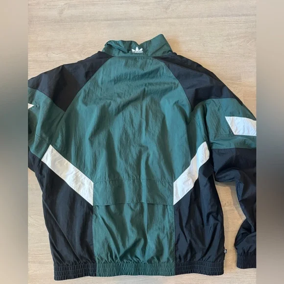 Adidas Pullover Windbreaker - Picture 6 of 6